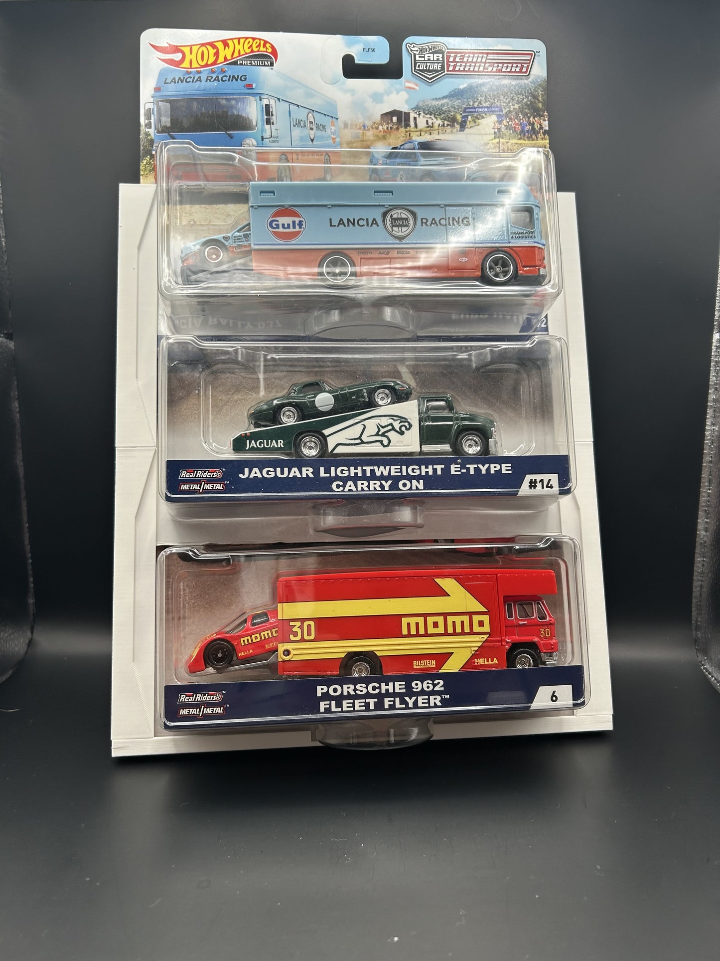 Hot Wheels - Team Transports wall mount