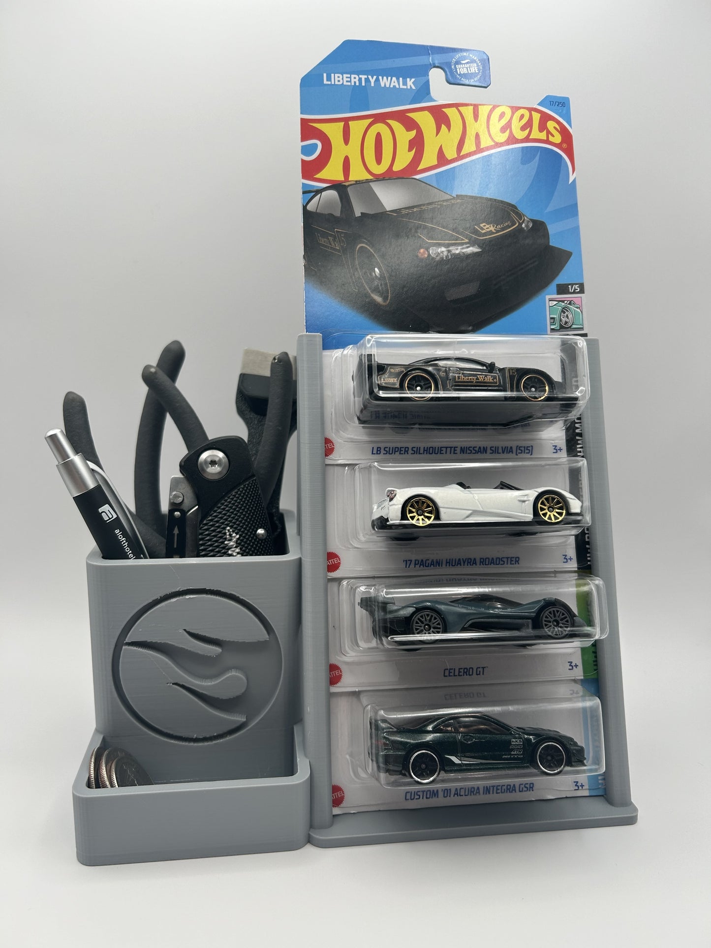 Pen holder with Hot Wheels stand