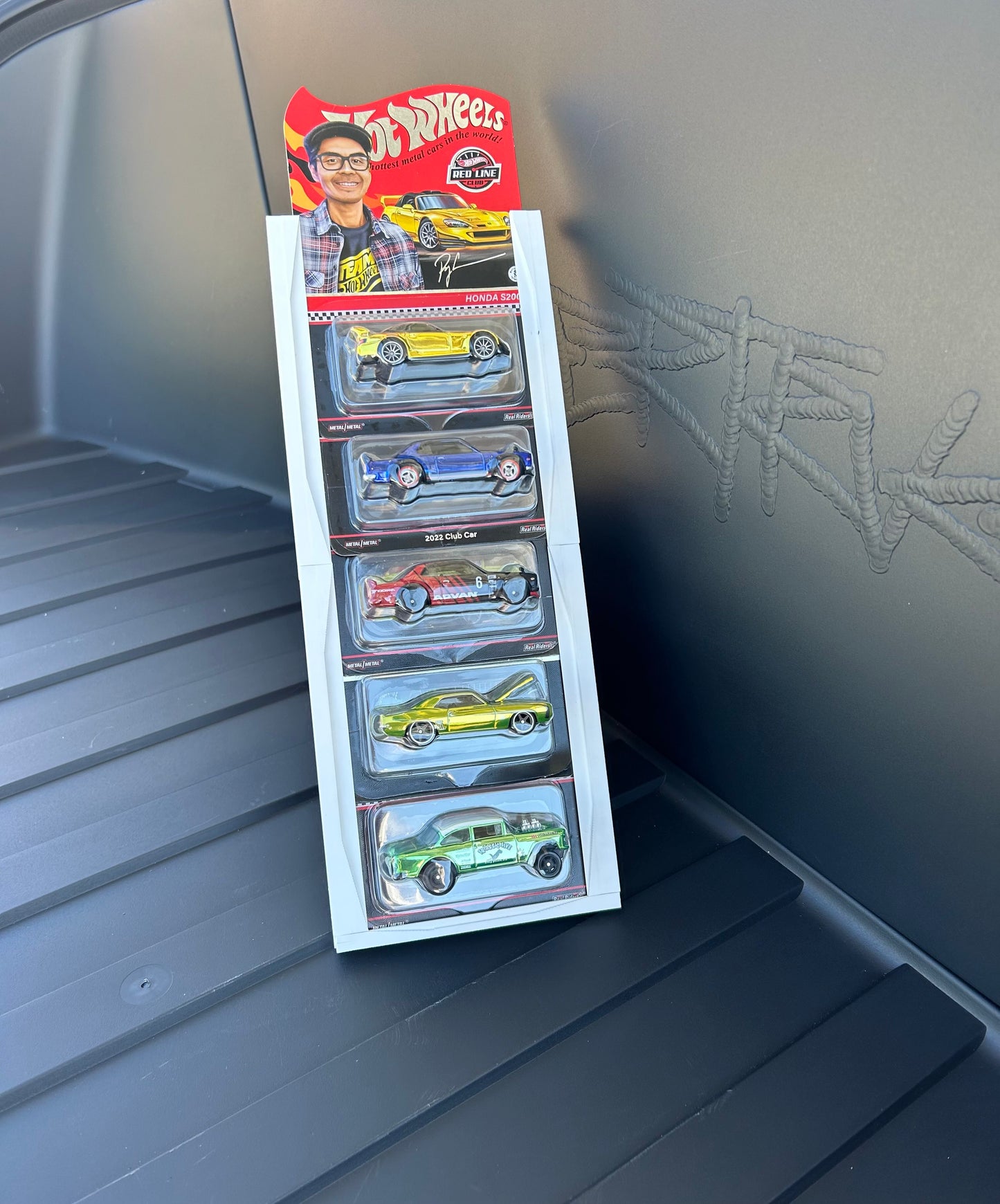 Hot Wheels Wall mount